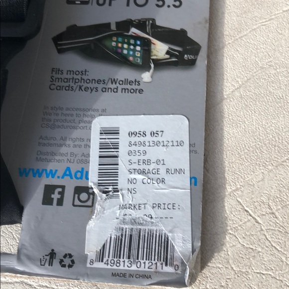 STORAGE RUNNING BELT - Picture 3 of 6